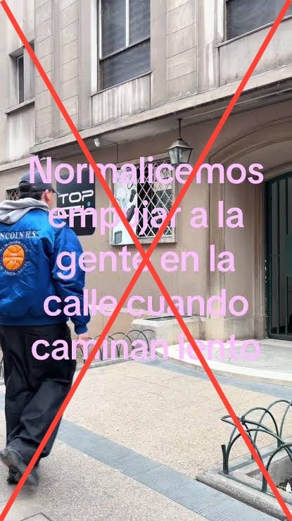 Normalicemos empujar a la gente en la calle cuando caminan lento